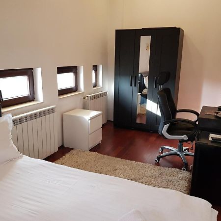 2Bedrooms Mega Mall Monza National.Arena Бухарест Екстер'єр фото